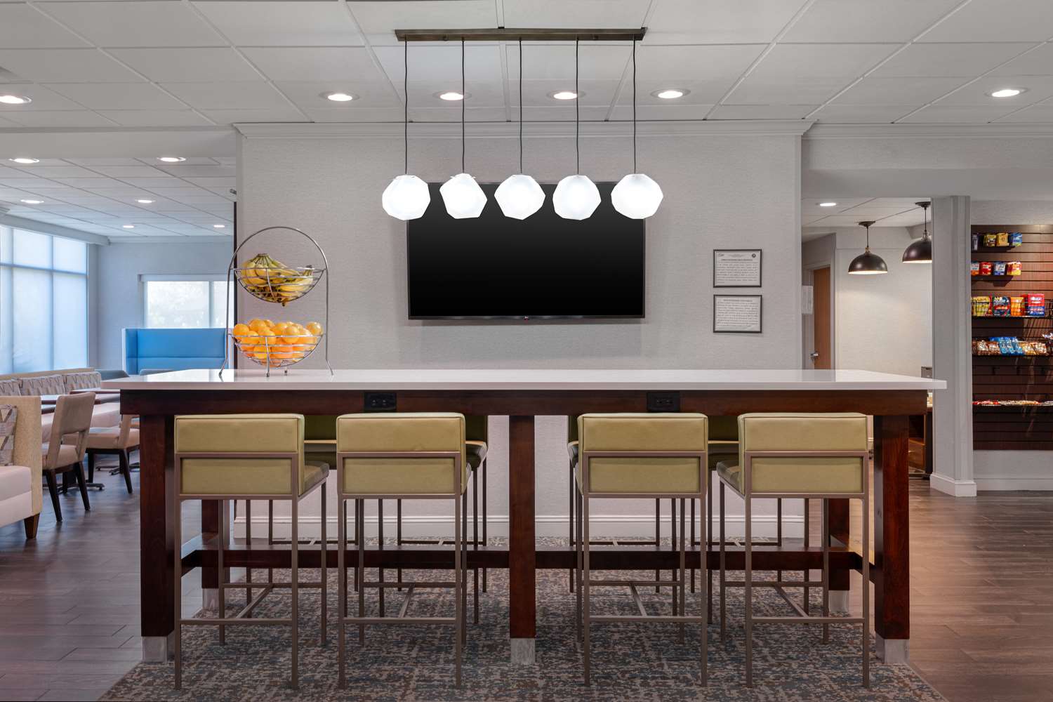 Фото Hampton Inn Tallahassee-Central