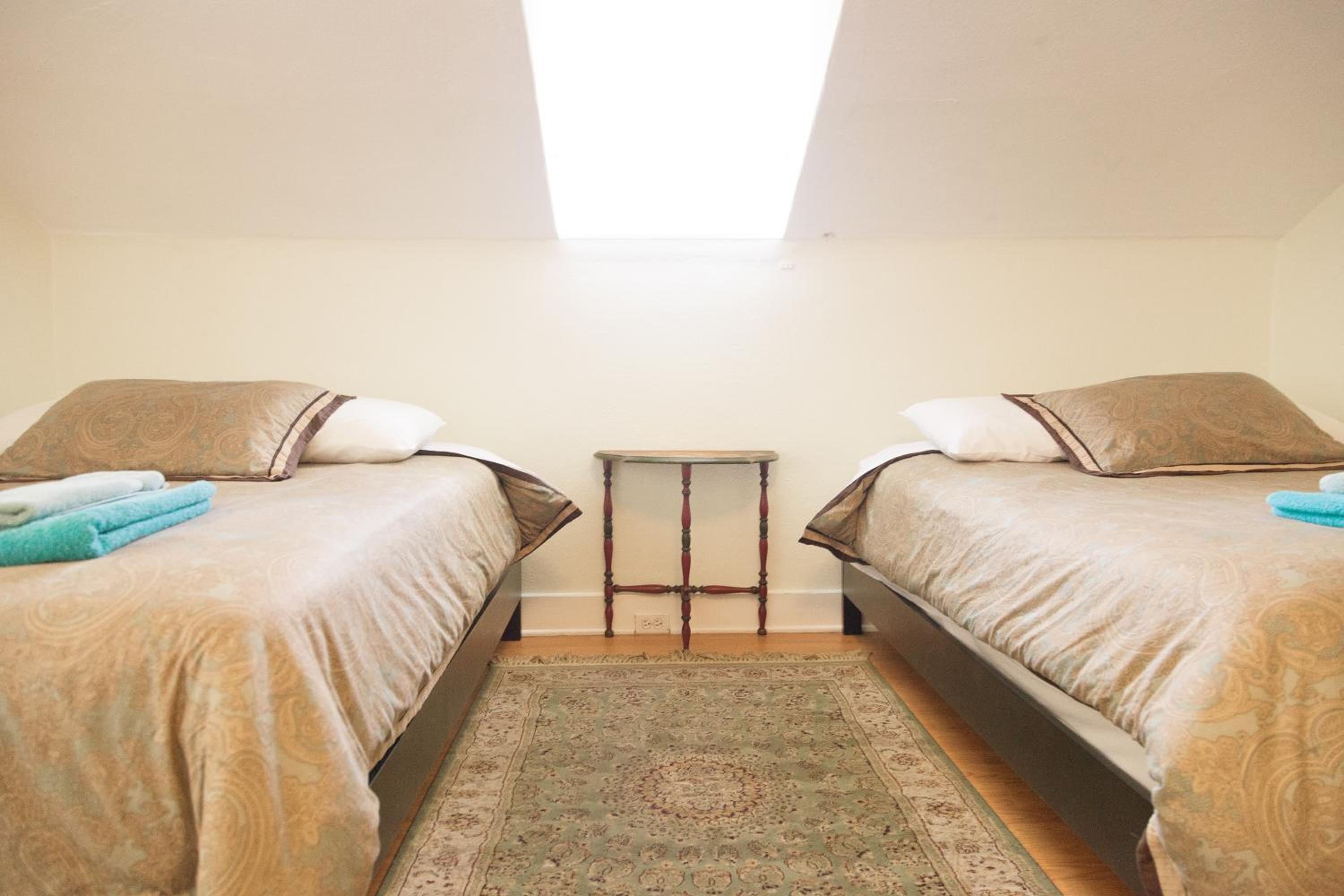 Фото Orange Drive Hostel