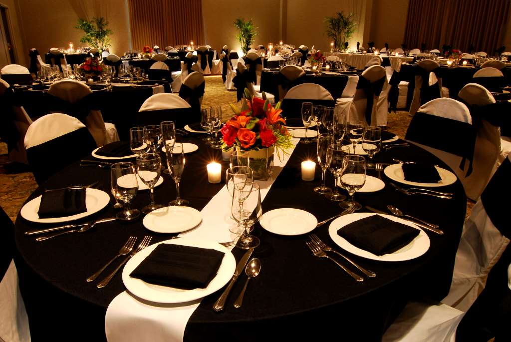 Фото DoubleTree by Hilton Milwaukee - Brookfield