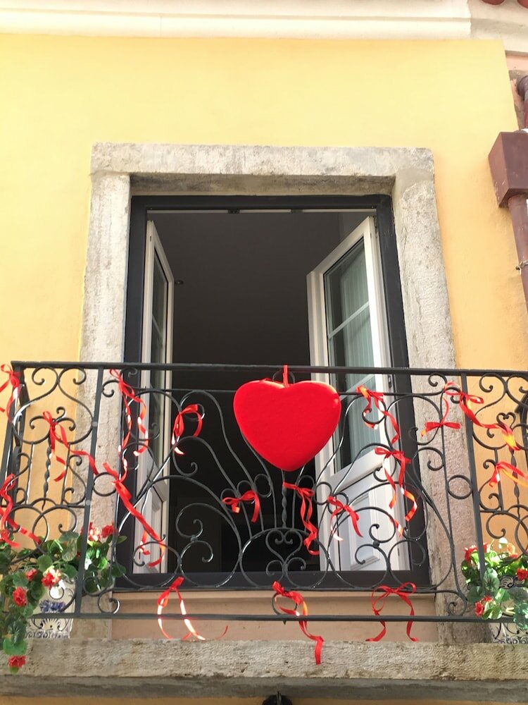 Фото Castle Inn Lisbon