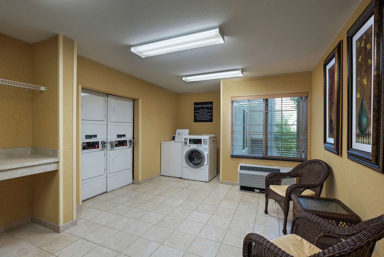 Фото Homewood Suites by Hilton Fort Collins