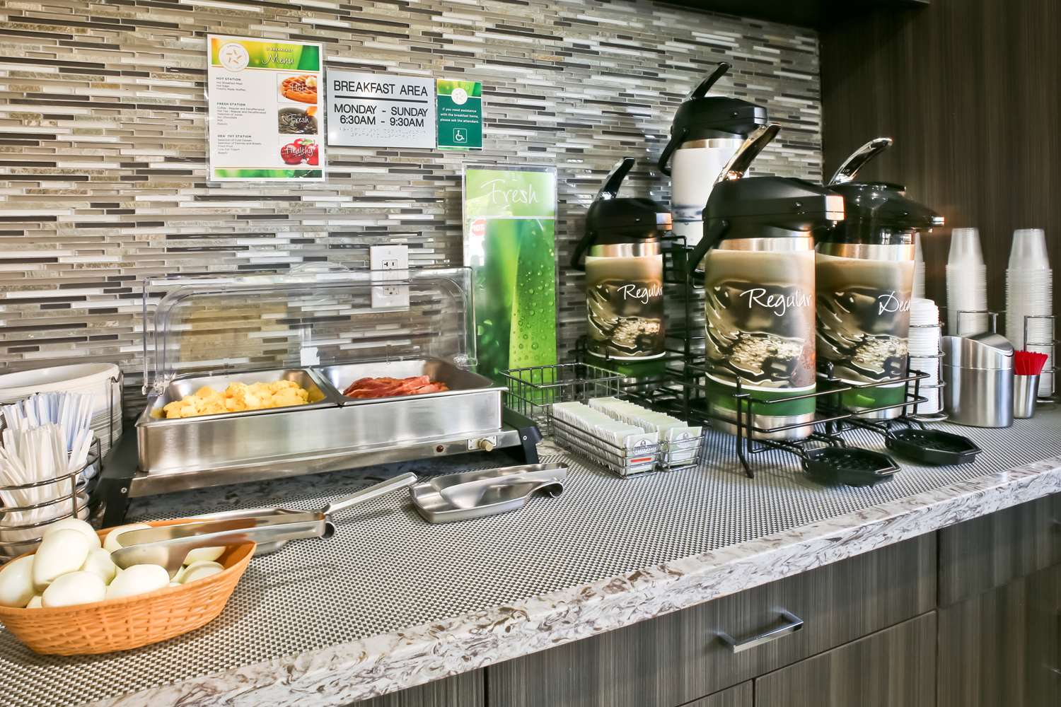 Фото Quality Inn Hayward