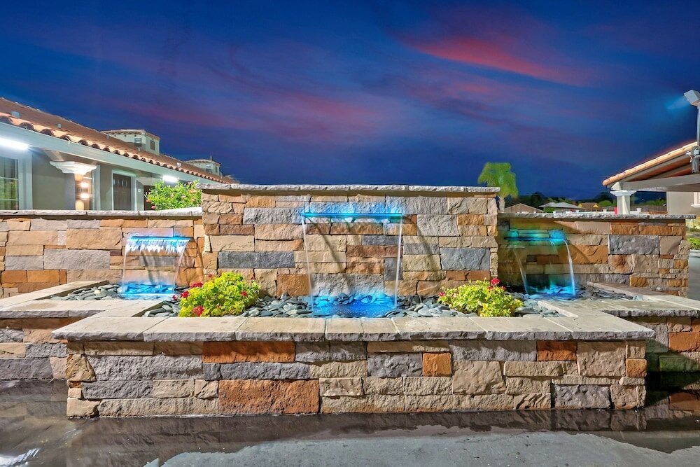 Фото Traveler's Inn