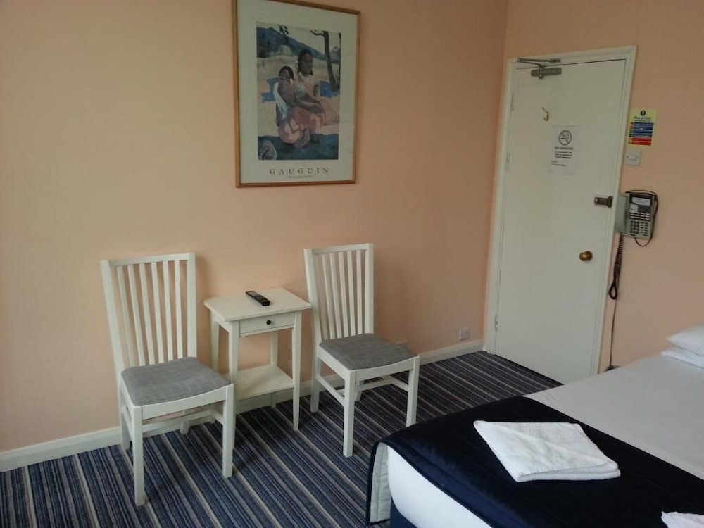 Фото Manor Hotel