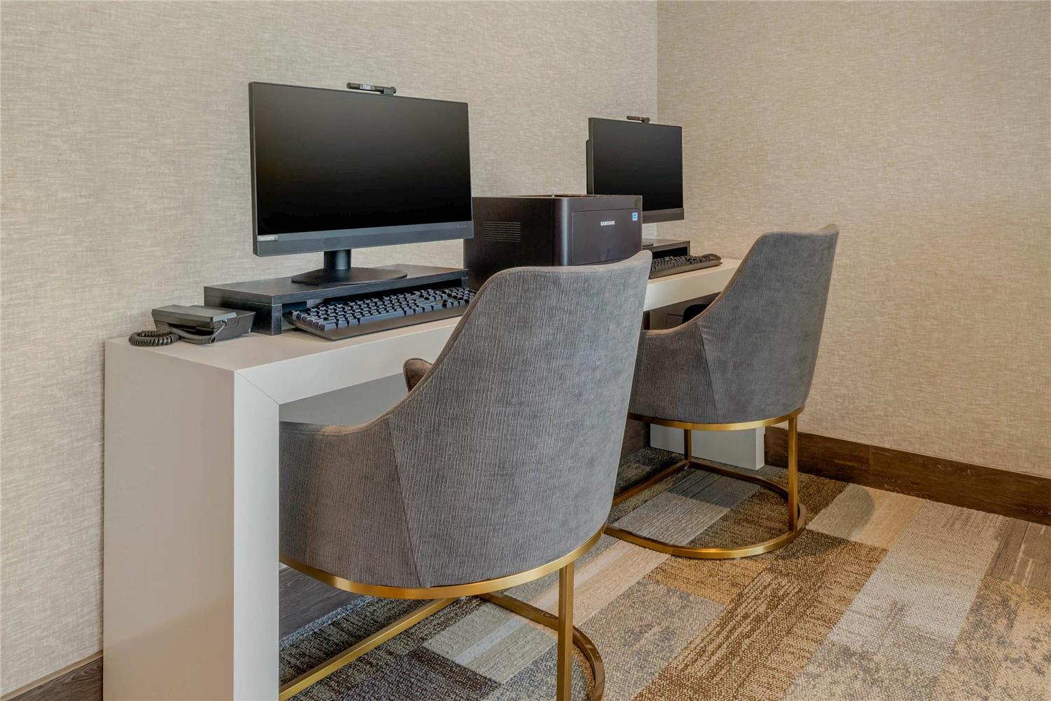 Фото Cambria Hotel Charleston Riverview