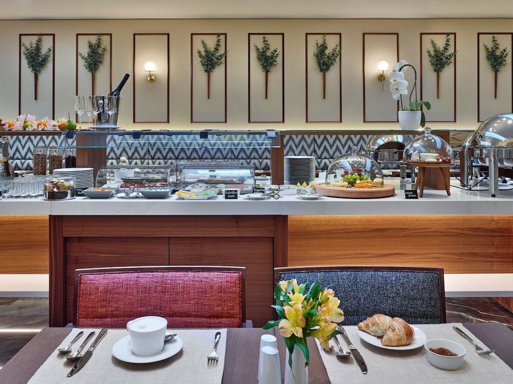 Фото Est Grand Hotel Savoy