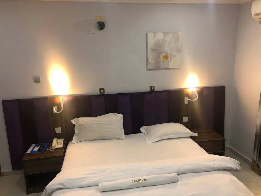 Фото Solitude Hotel Victoria Island