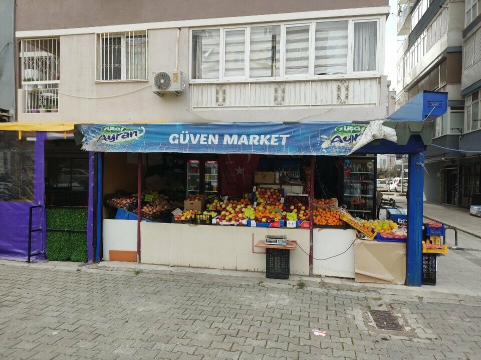 Grocery Guven Market, Izmir, photo