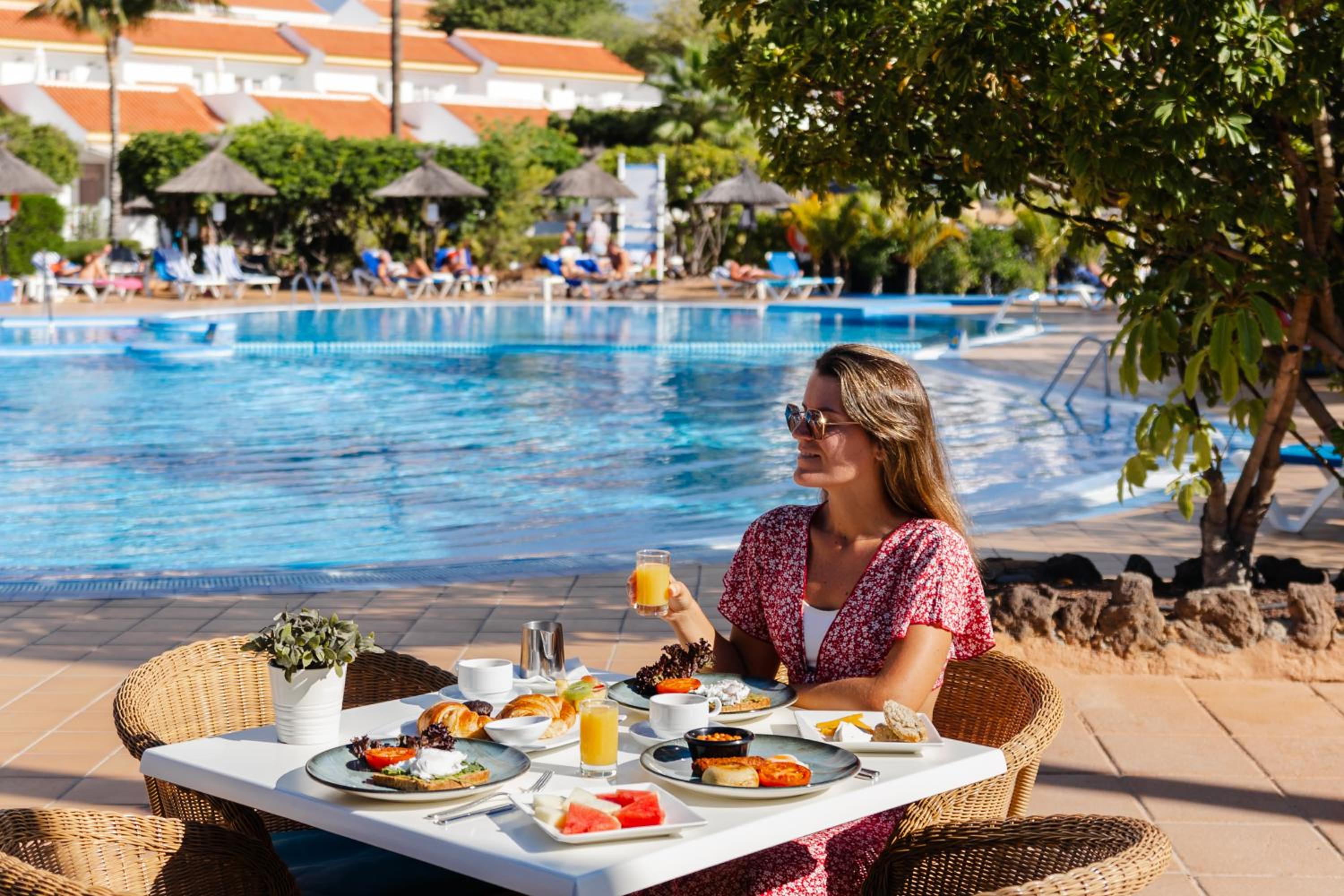 Фото Wyndham Residences Tenerife Golf del Sur