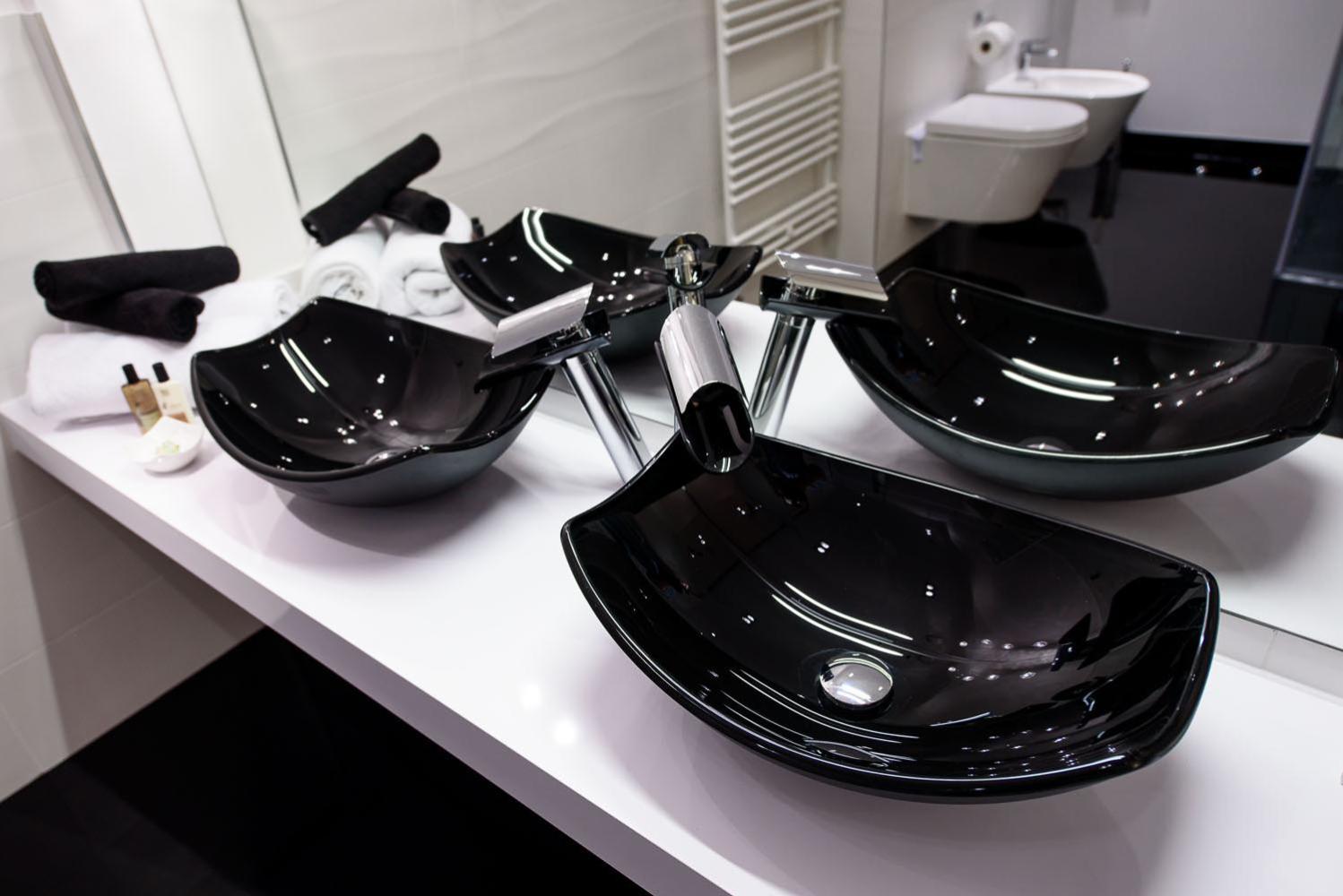 Фото Karoly Corner Residences