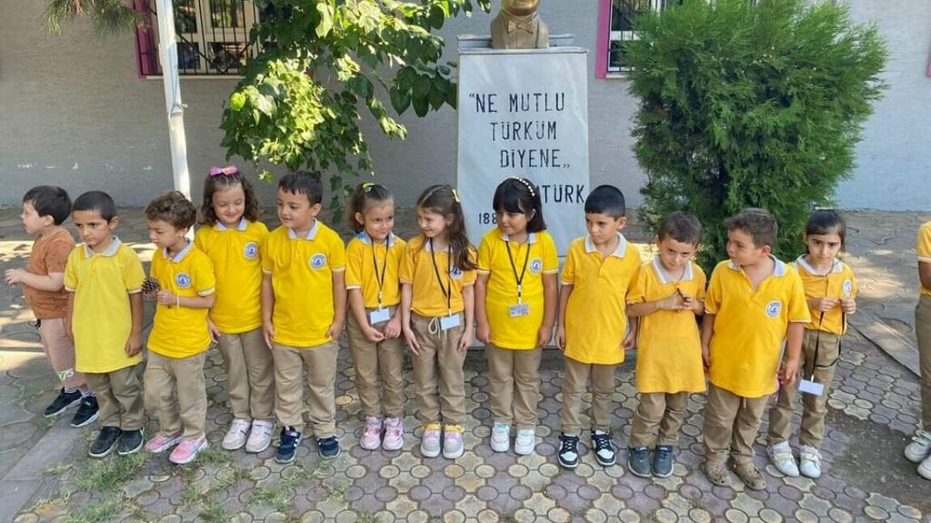 School Cakirca Middle School, Iznik, photo