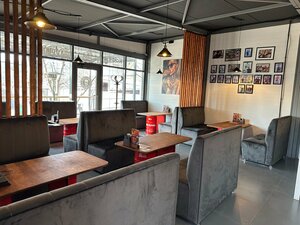 Смокер Квадро93 (posyolok Svetly, Shosseynaya ulitsa, 45Б), cafe