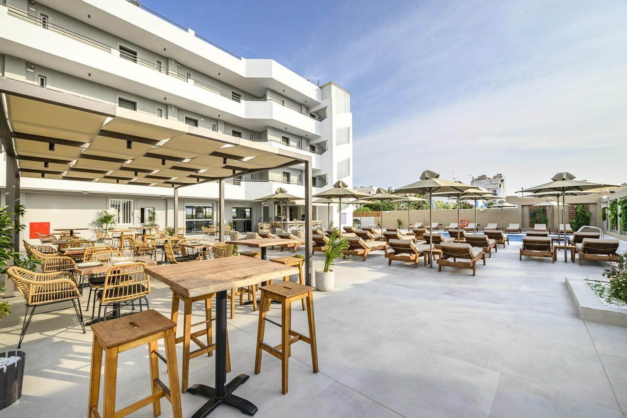 Фото Nicolas Grand Suites - Adults Only