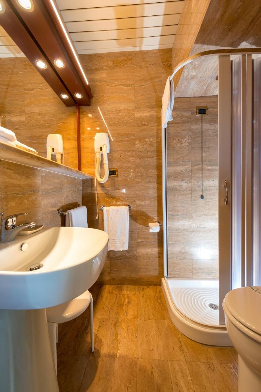 Фото Hotel Mirò