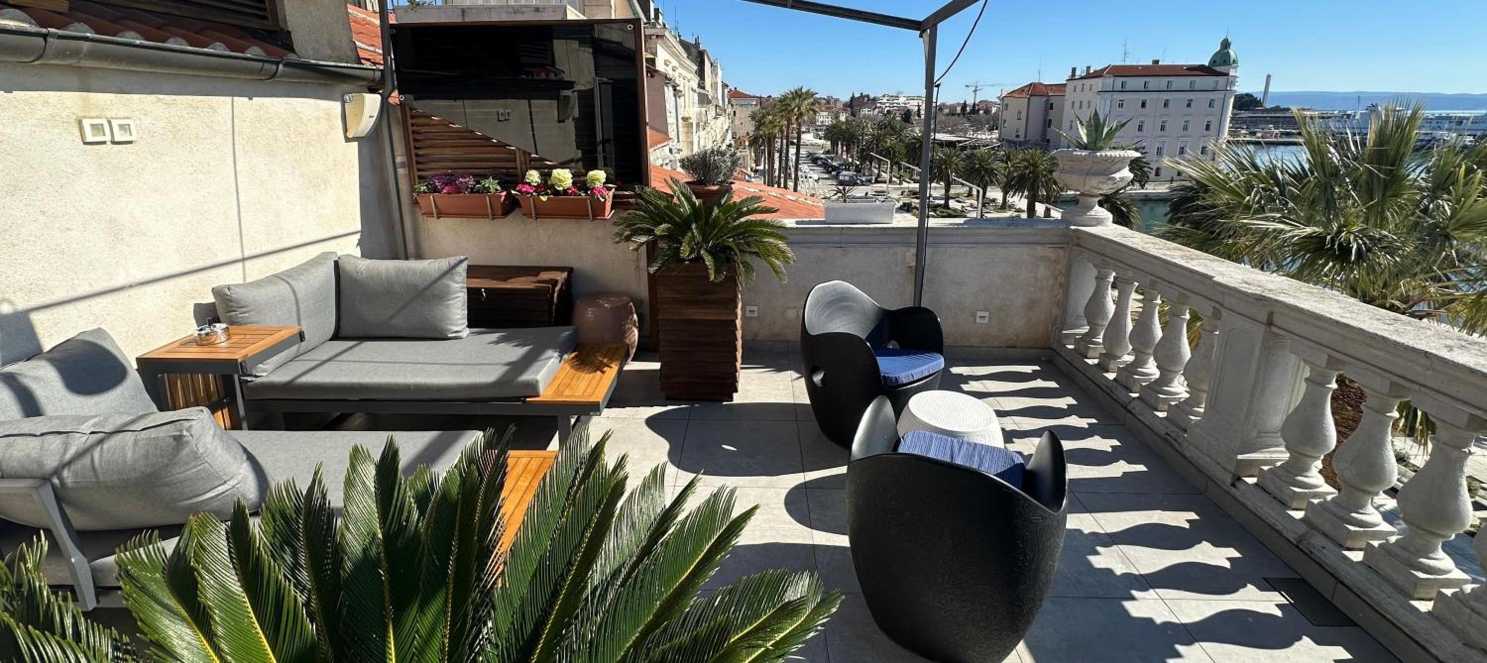 Фото Riva Luxury Suites