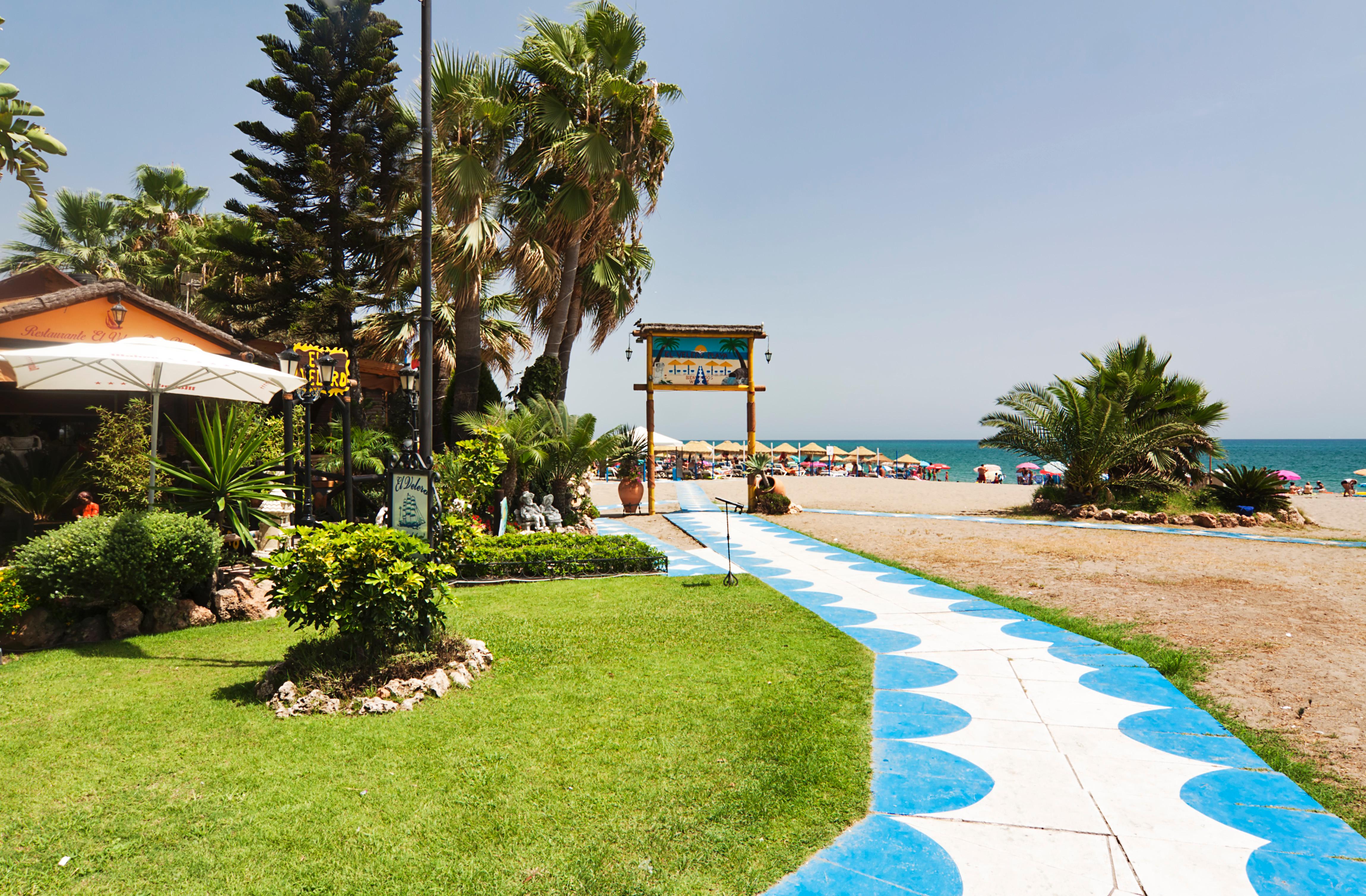 Фото Hotel Fénix Torremolinos - Adults Only Recommended