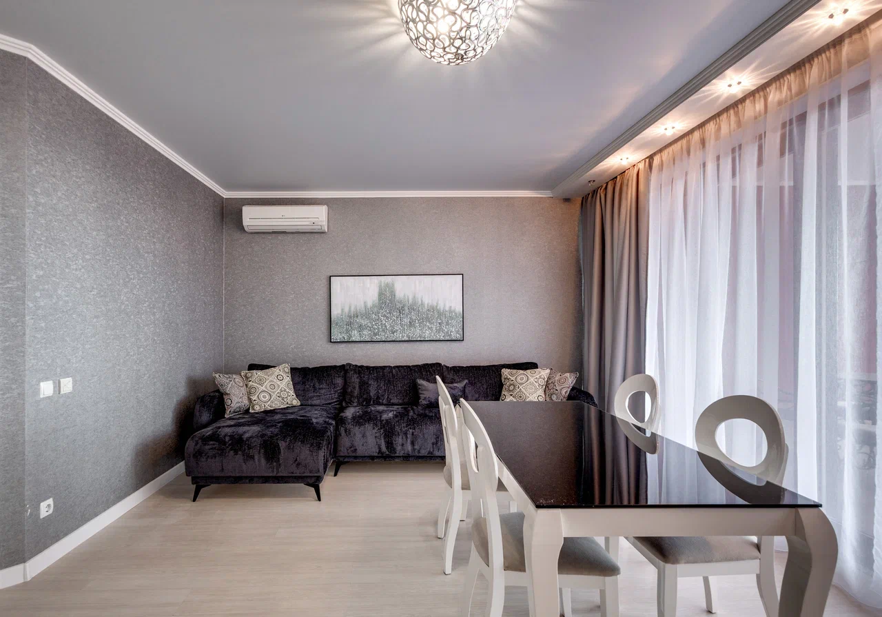 Фото Фамилия Делюкс