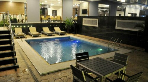 Гостиница Shoregate Hotels в Лагосе