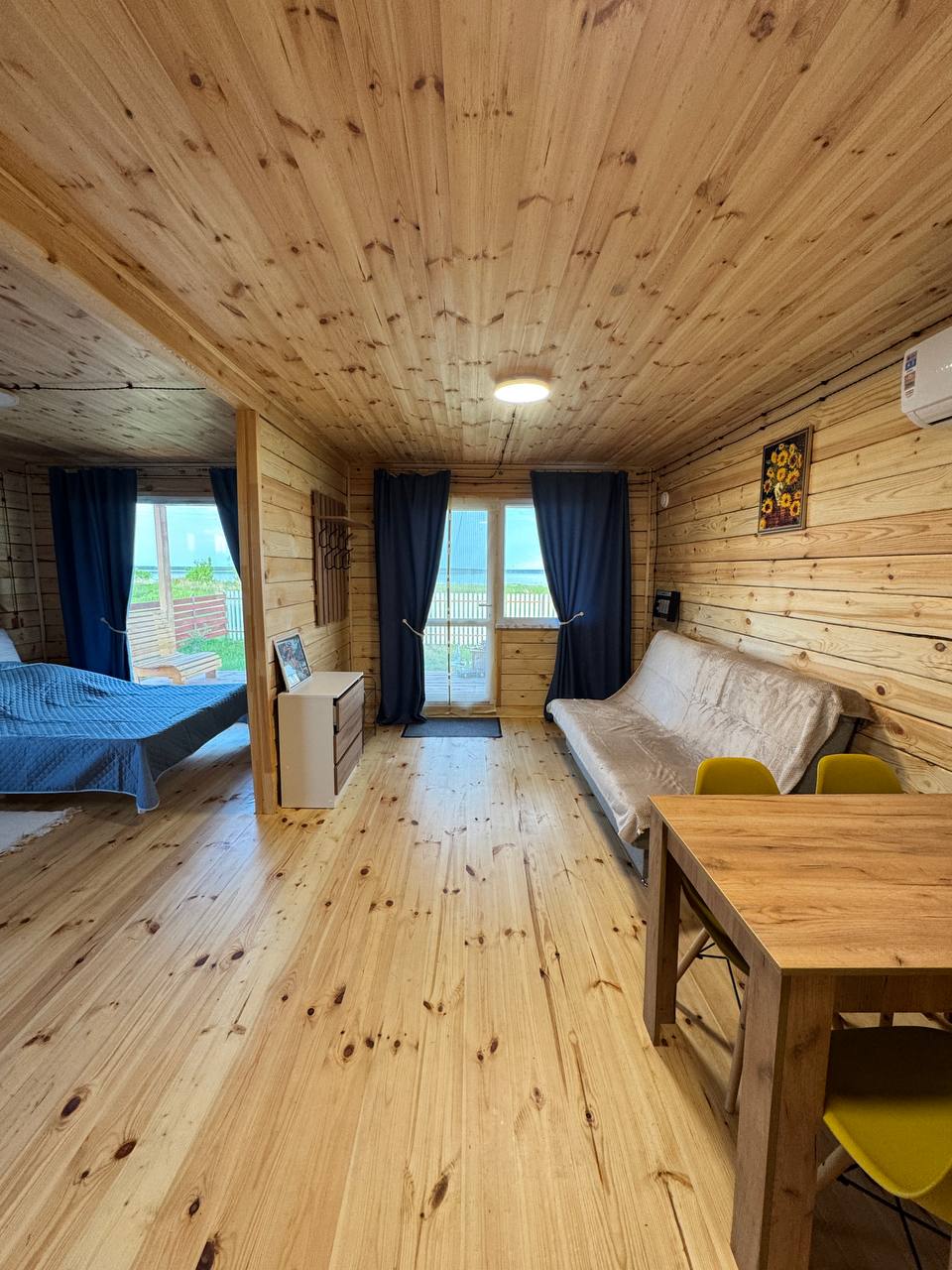 Фото Малина кемп