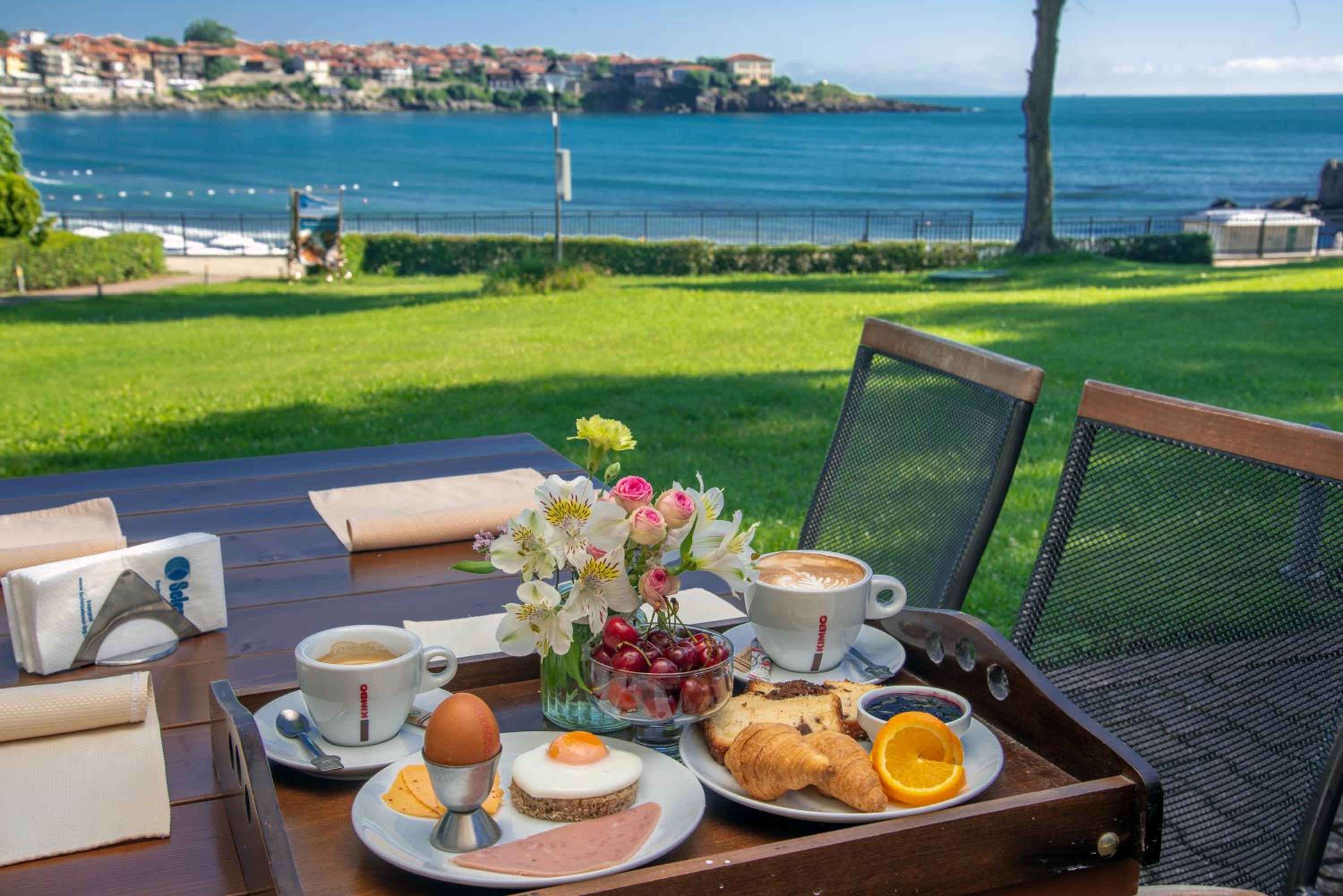 Фото отеля 4