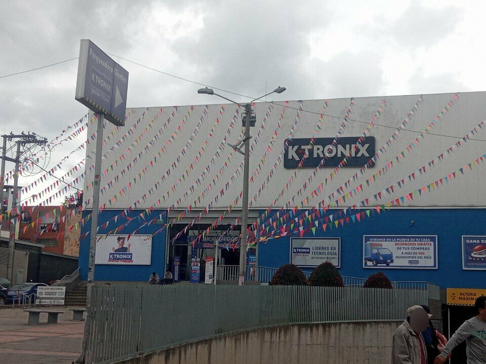 Electronics store Ktronix, Bogota, photo