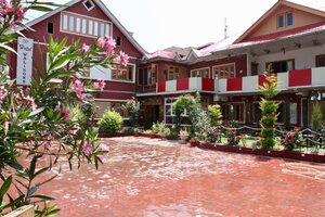 Гостиница Walisons Hotel