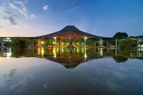 Гостиница Oyo 1644 Hotel Griya Kencana в Суракарте