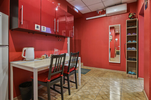 Хостел Red Apple в Омске