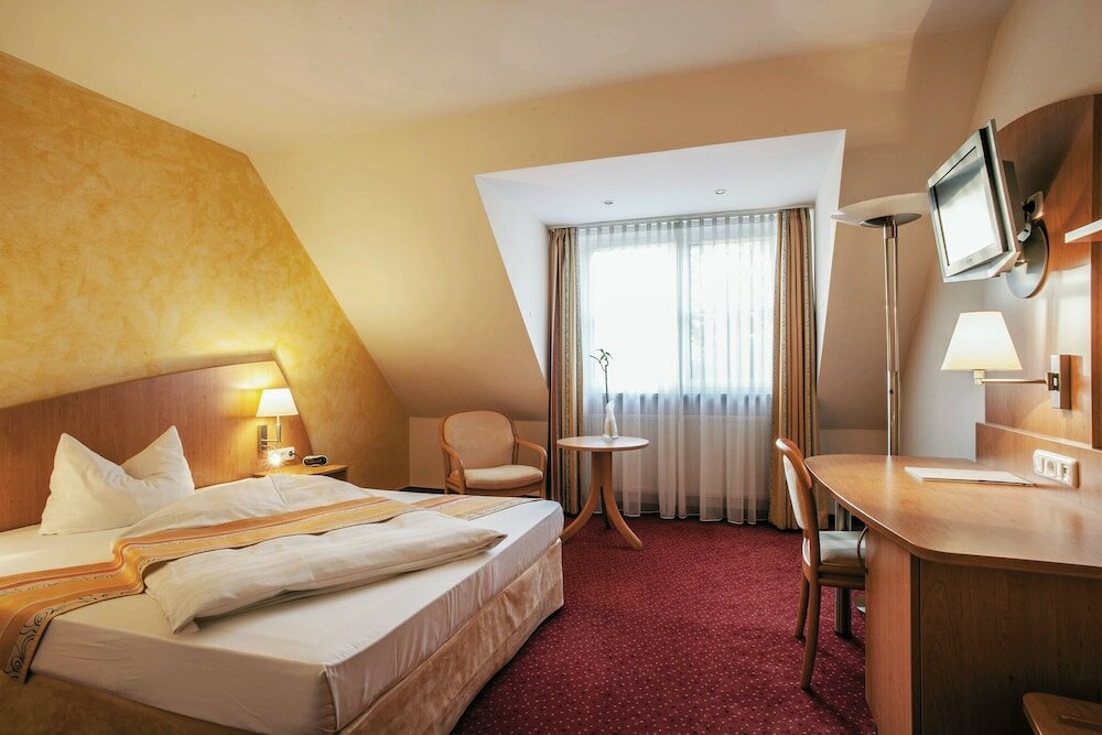 Фото Hotel Alarun