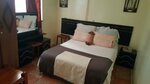 New Arrival Guest House (Bezuidenhout Valley, Bezuidenhout Avenue, 102), hotel