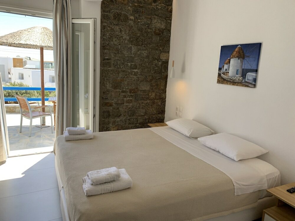 Фото Pelagos Studios