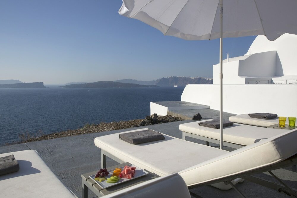 Фото Akrotiri Cove