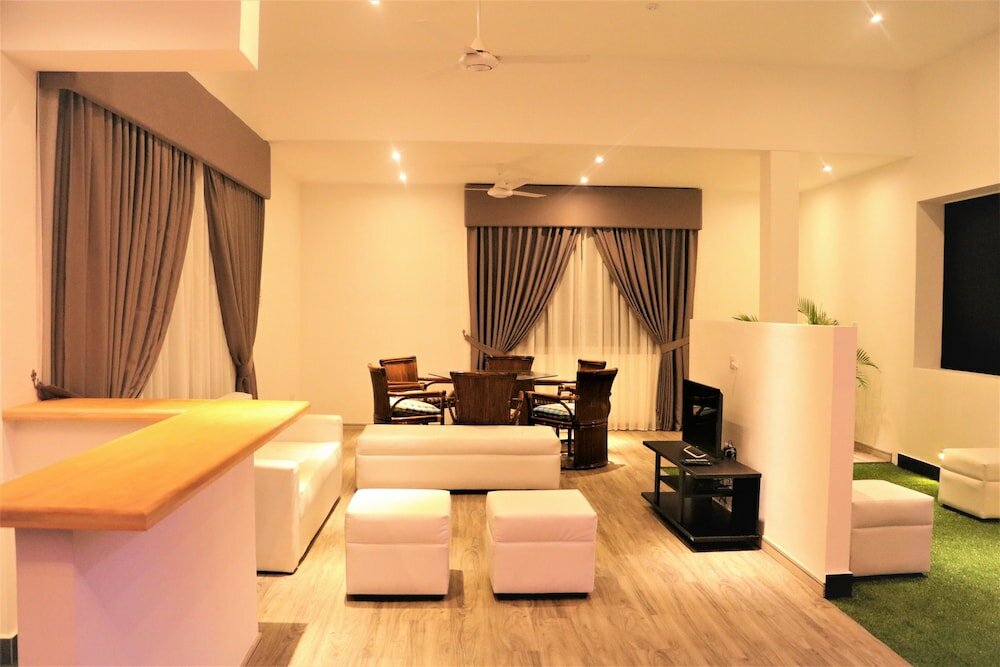 Фото Daffodils Beach Negombo