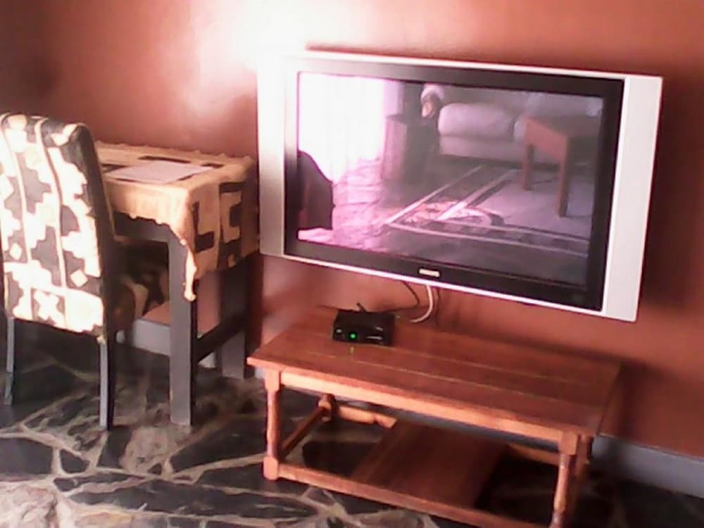 Фото Flame Tree Village