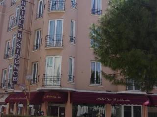 Фото CASA MOHO Juan Les Pins