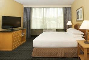 Hilton Pasadena (California, County of Los Angeles, Pasadena, Los Robles Avenue) ، فندق