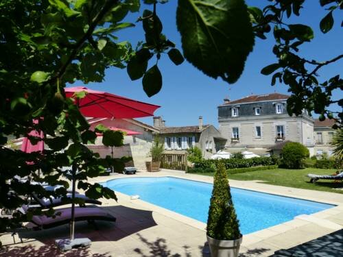 Гостиница Les Tuileries de Chanteloup в Перигё