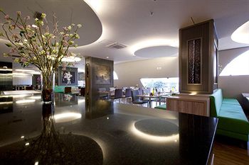 Фото St. Paul Plaza