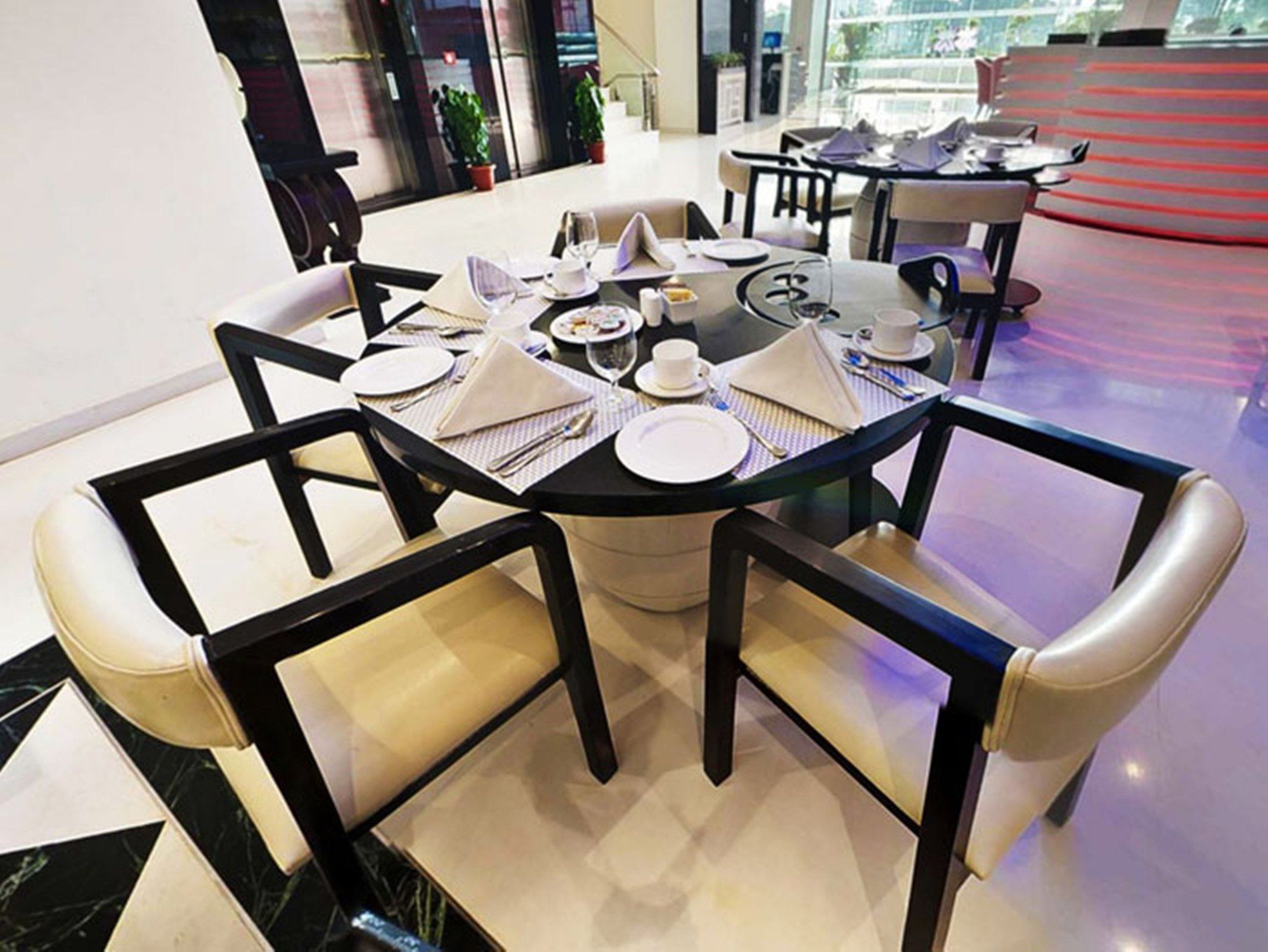 Фото Central Blue Stone