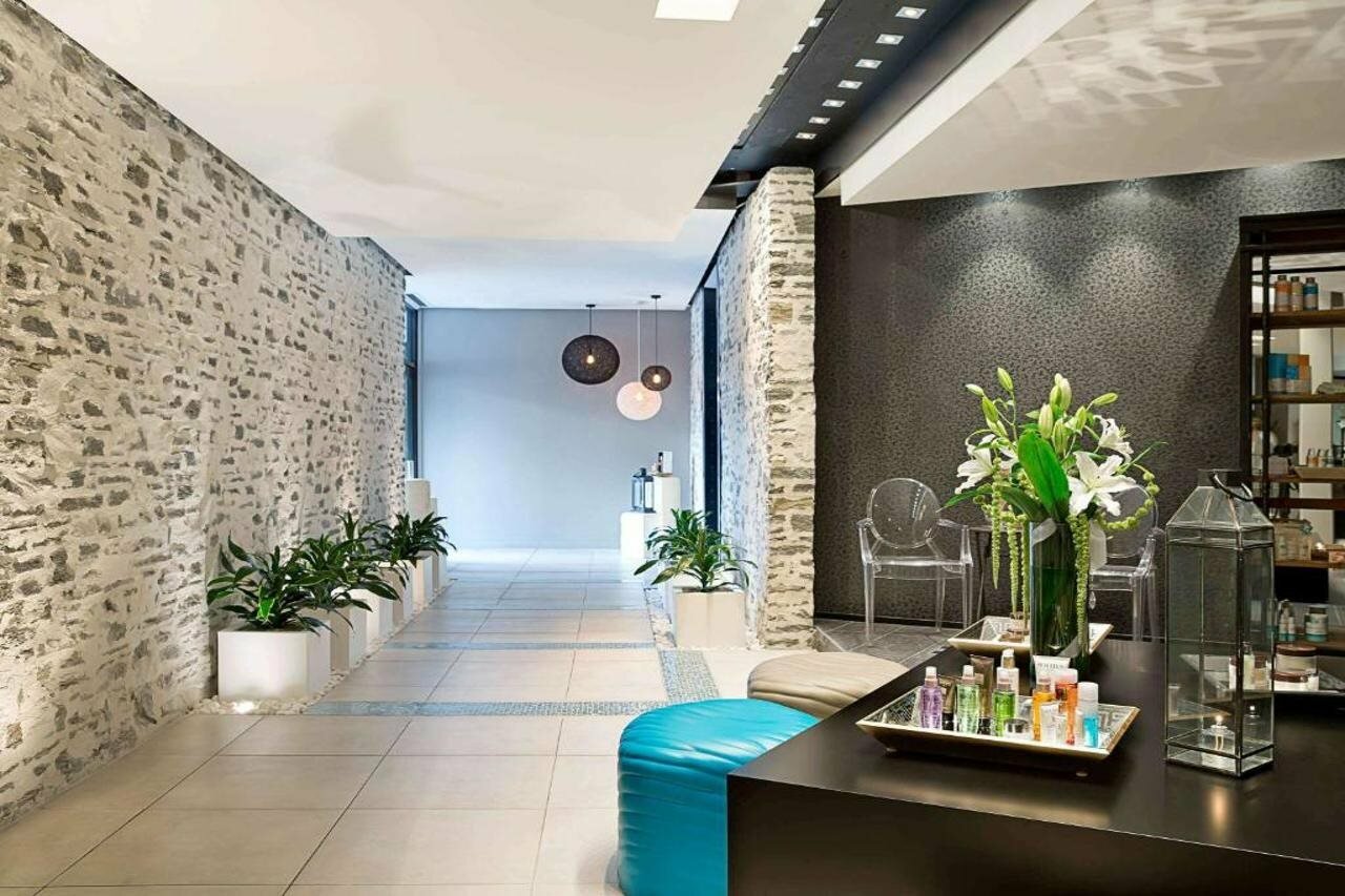 Фото Sofitel Queenstown Hotel and SPA