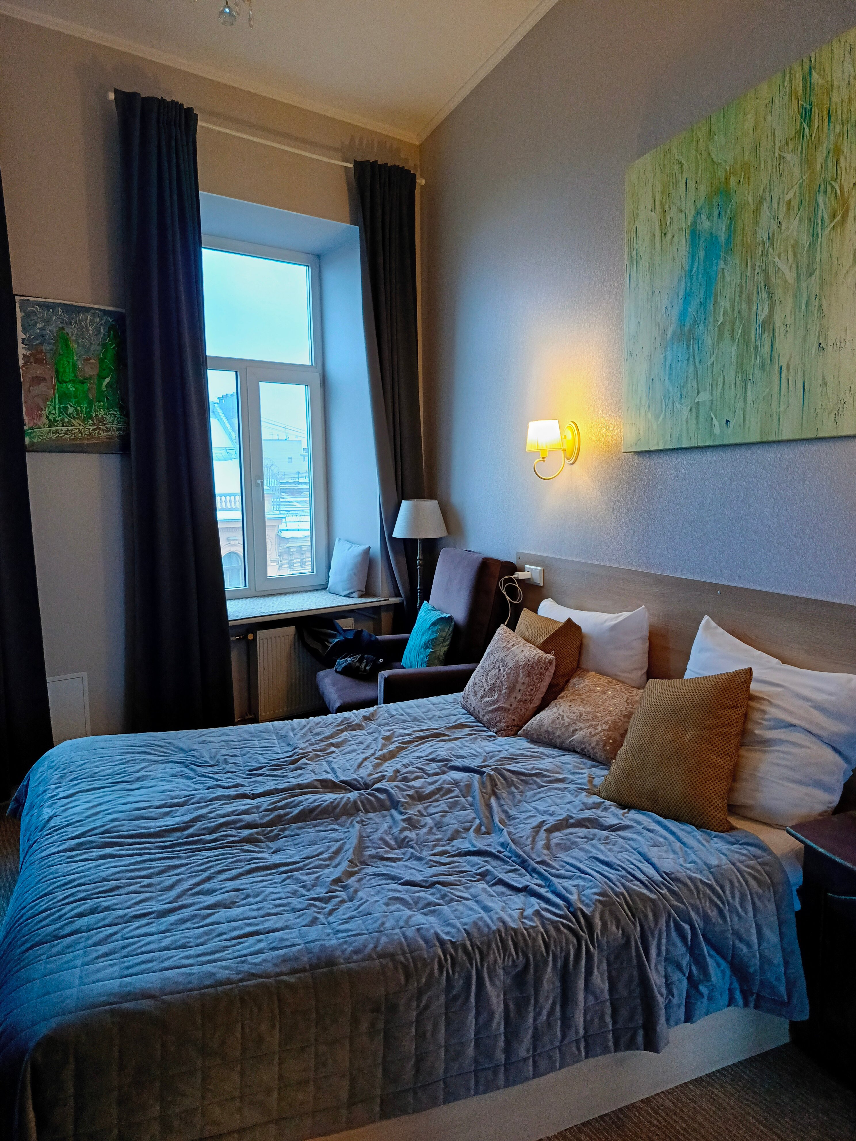 Фото Гостевые комнаты на Невском проспекте, 47