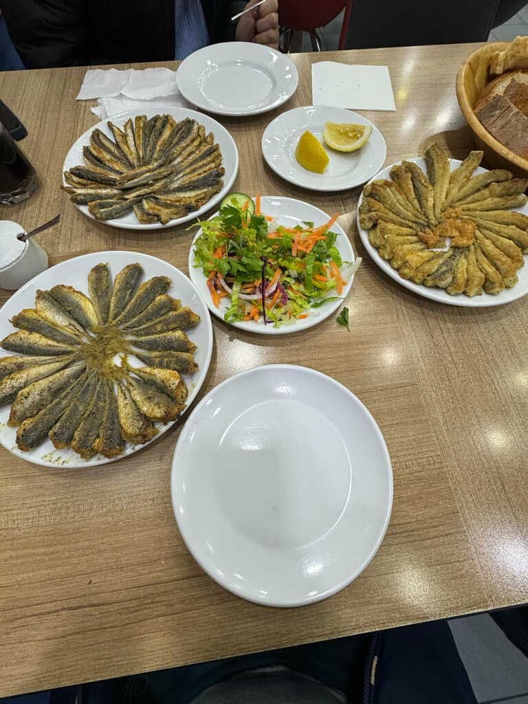 Restaurant Baliklama Fish Restaurant, Ortahisar, photo