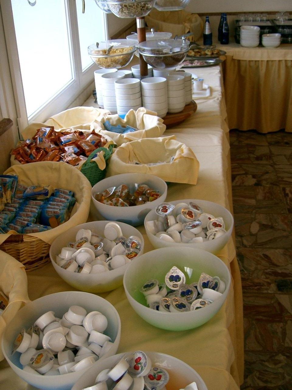 Фото Hotel Maxim