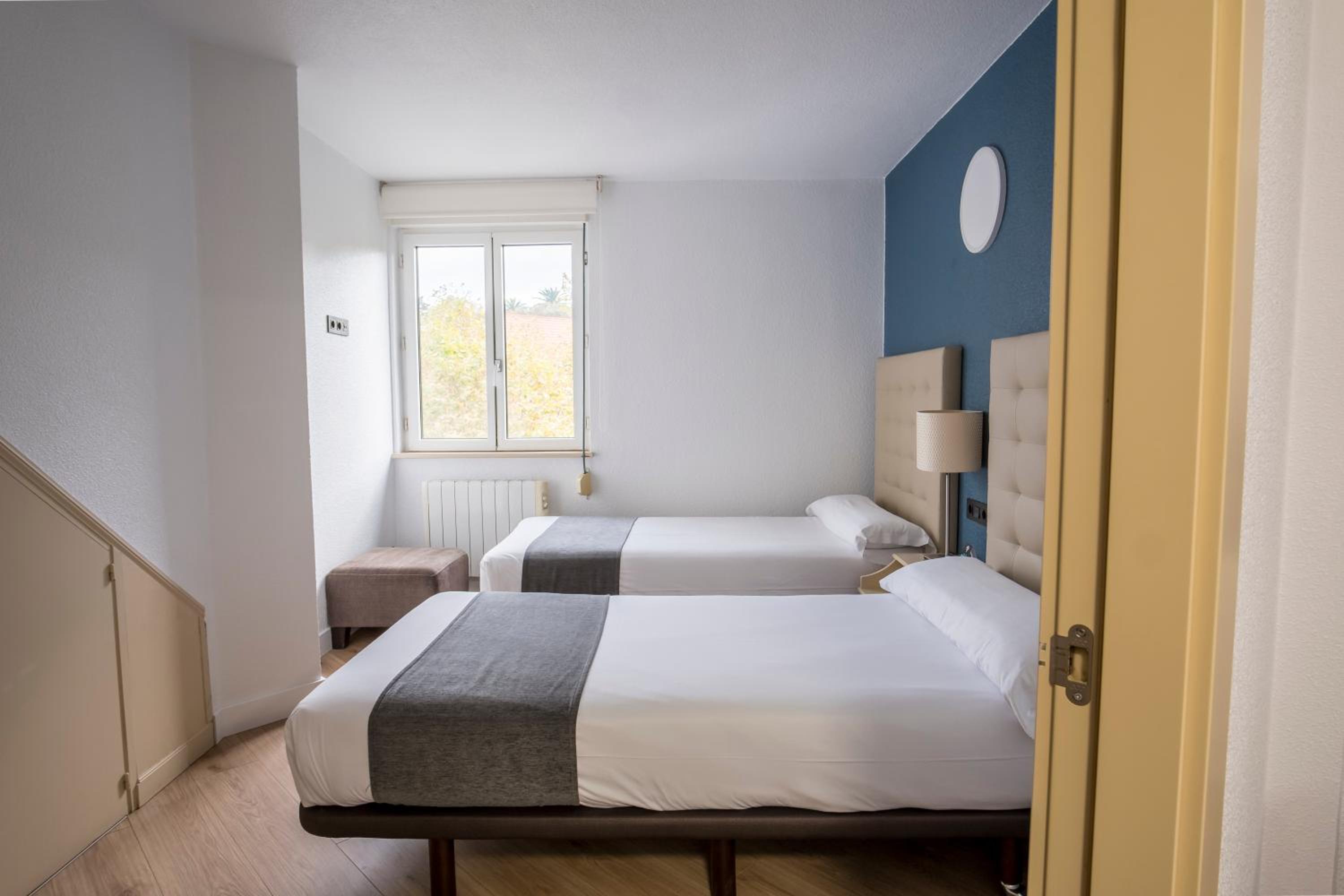 Фото Hotel Apartamentos Don Carlos