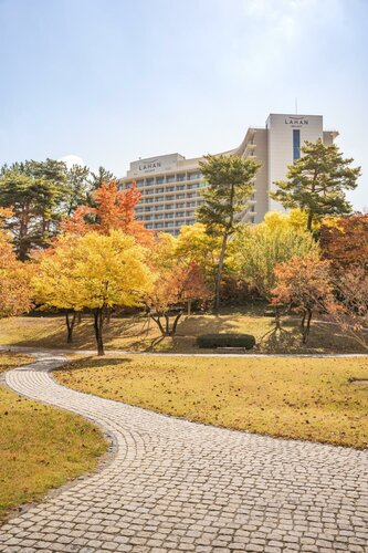 Гостиница Lahan Select Gyeongju в Кенджу