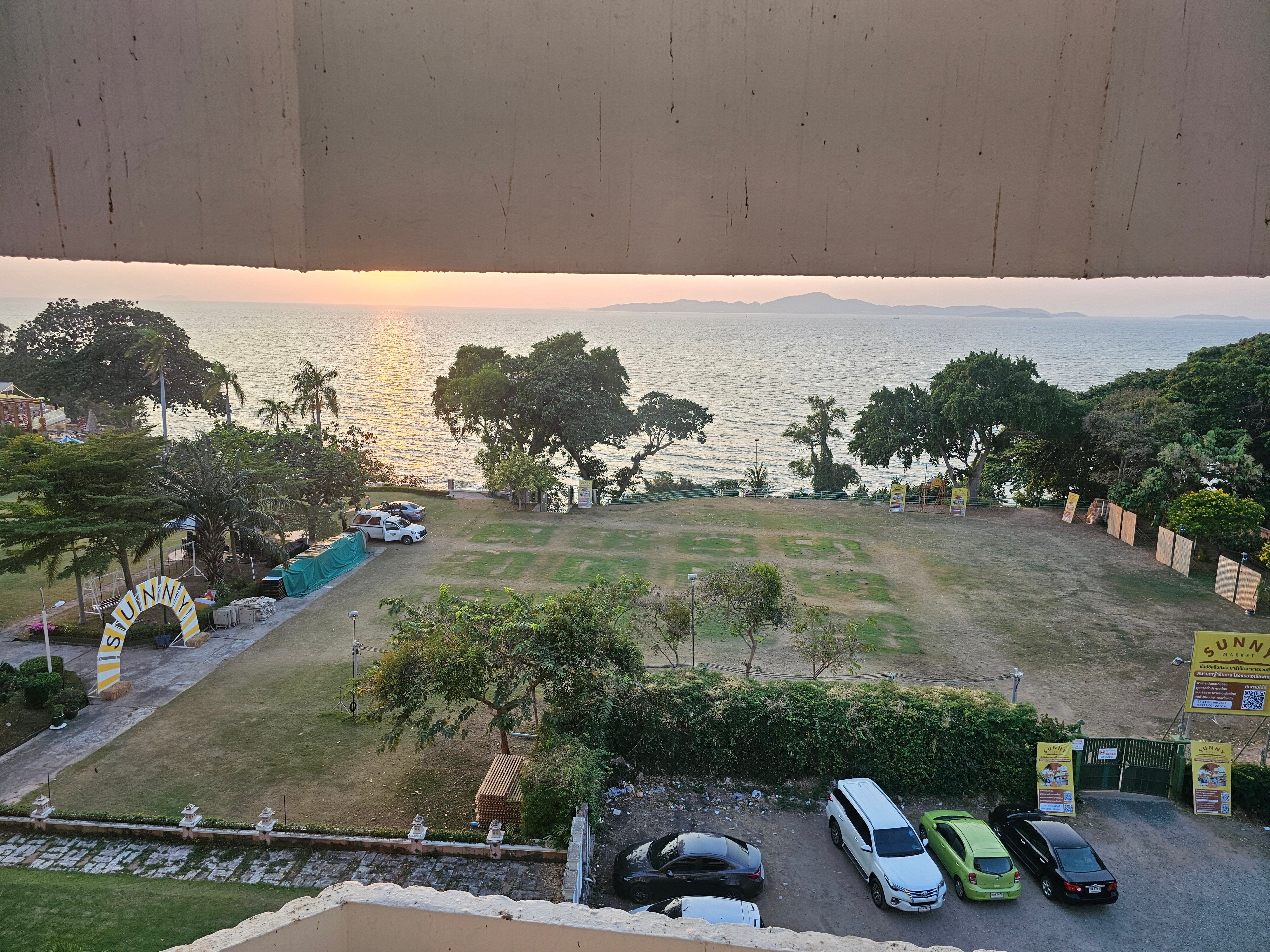 Фото Asia Pattaya Hotel