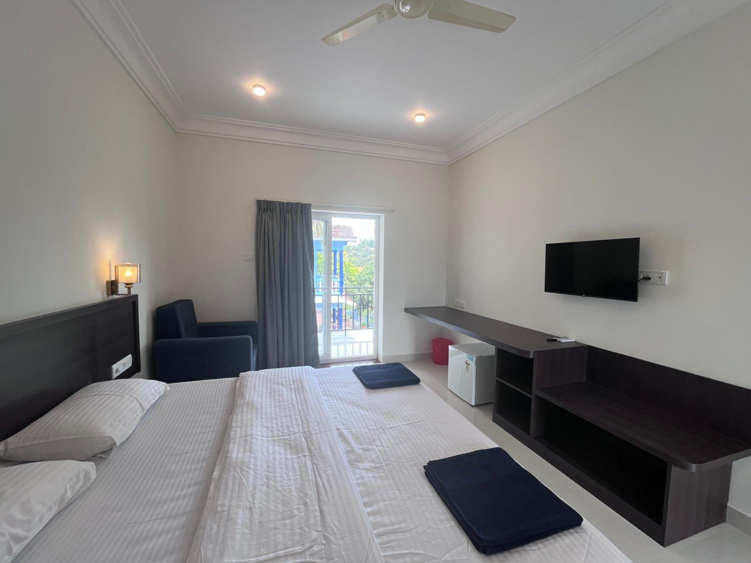 Фото Morjim Sunset Hotel