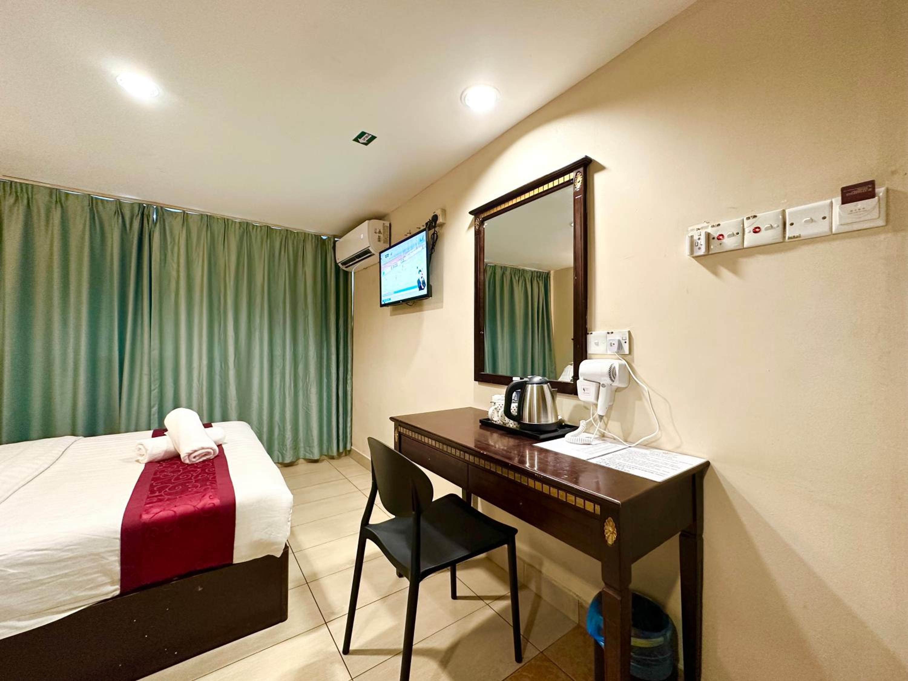 Фото Valley Hotel