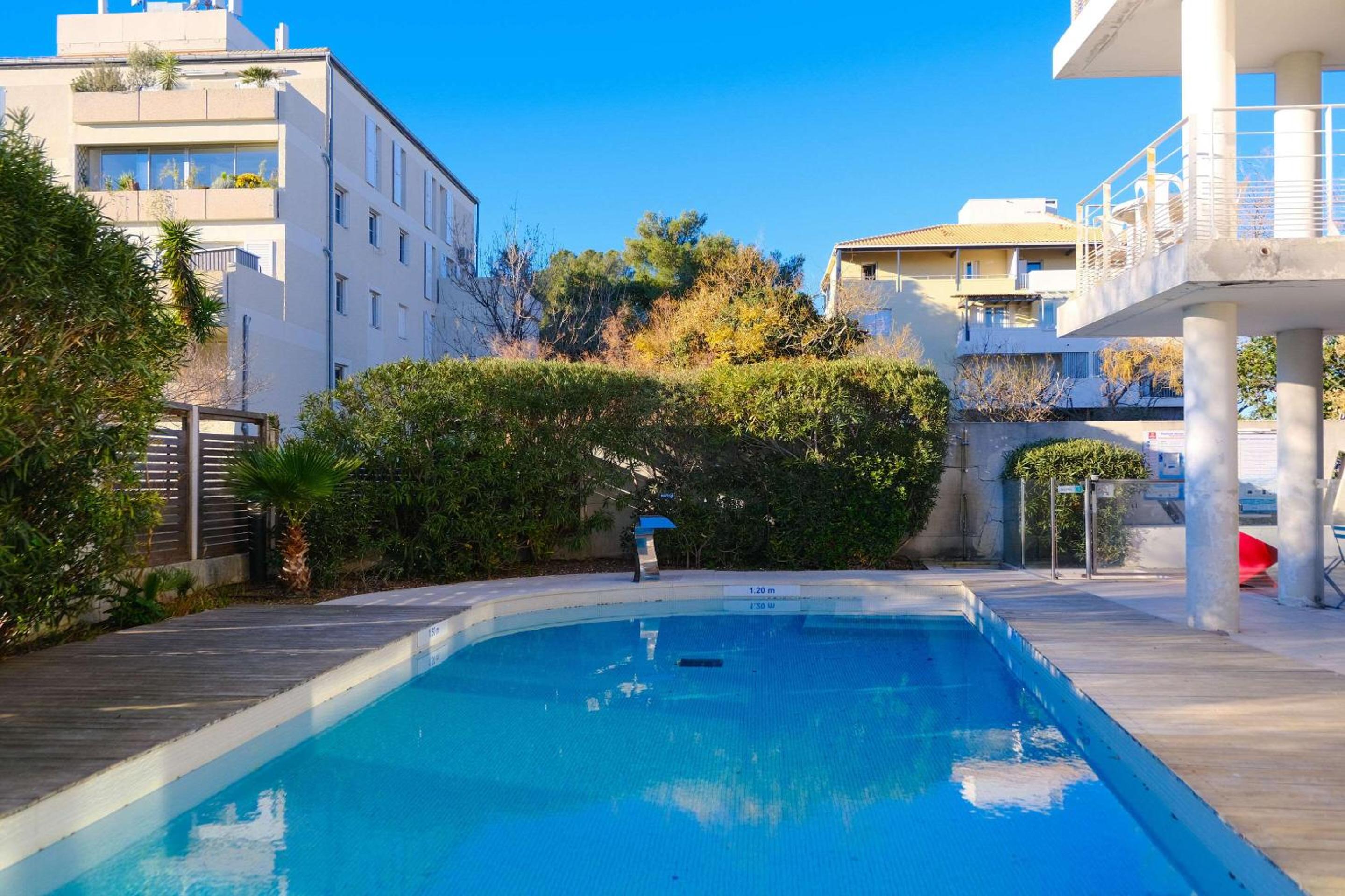 Фото Comfort Aparthotel Marseille Prado