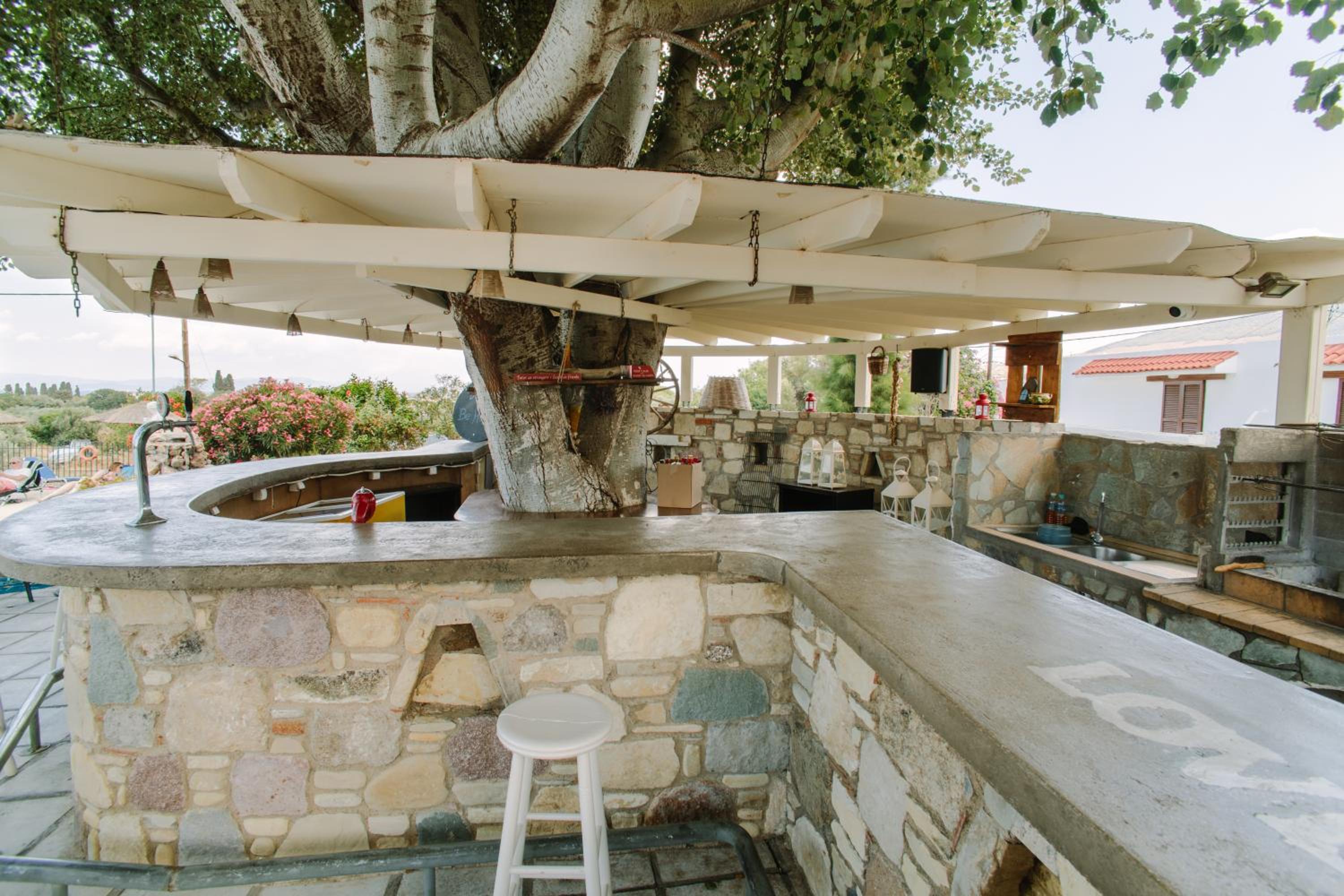 Фото Ampavris Family Apartments